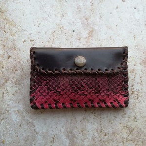 Monedero de serpiente, pequeño monedero de reptil, monedero de animal print fuchsia, cartera tarjetero reptil, cartera  hecha a mano