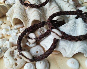 Bransoletka Cauri, Bransoletka ze skóry Cauri, Bransoletka Boho Cowrie Shell, Biżuteria boho dla kobiet, Bransoletka ze skóry plecionej, biżuteria boho ze skóry