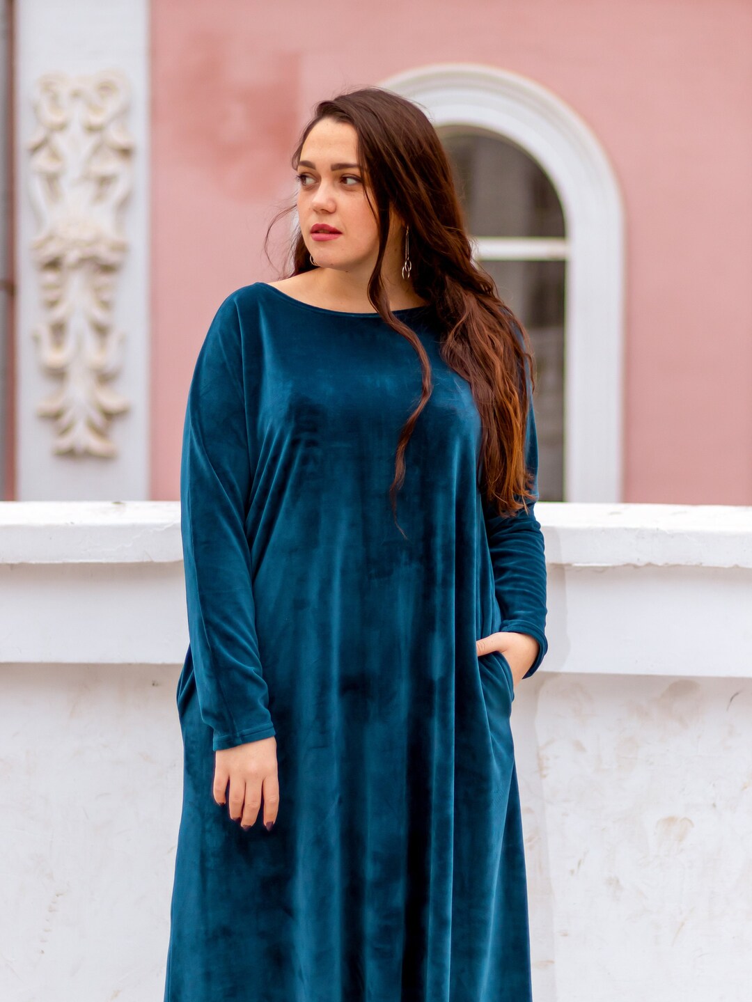 Abito lungo in velluto: abito da ballo oversize a maniche lunghe