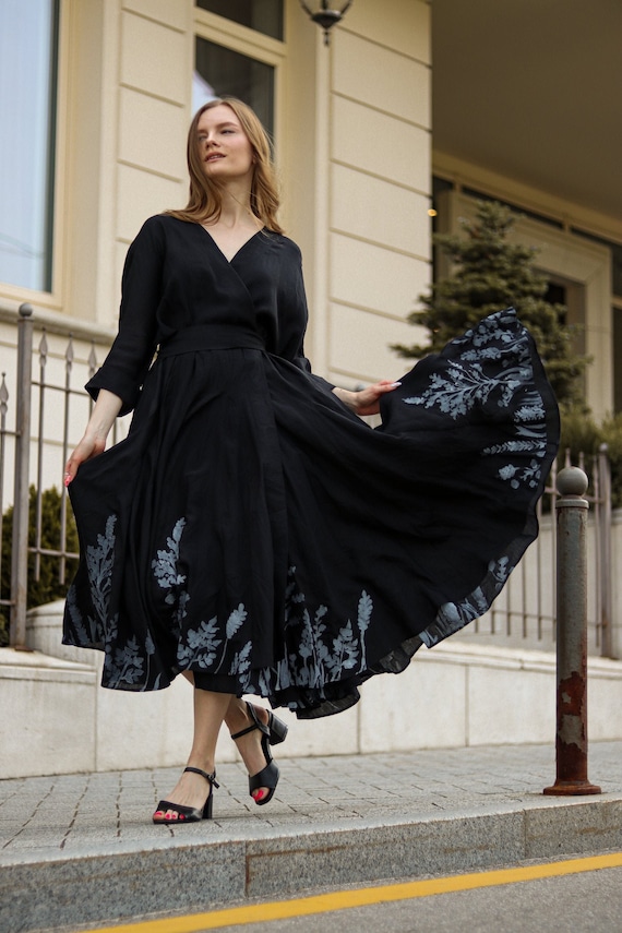 knee length dresses for ladies Farm Rio Long Sleeve Knot Midi Dress main image 0