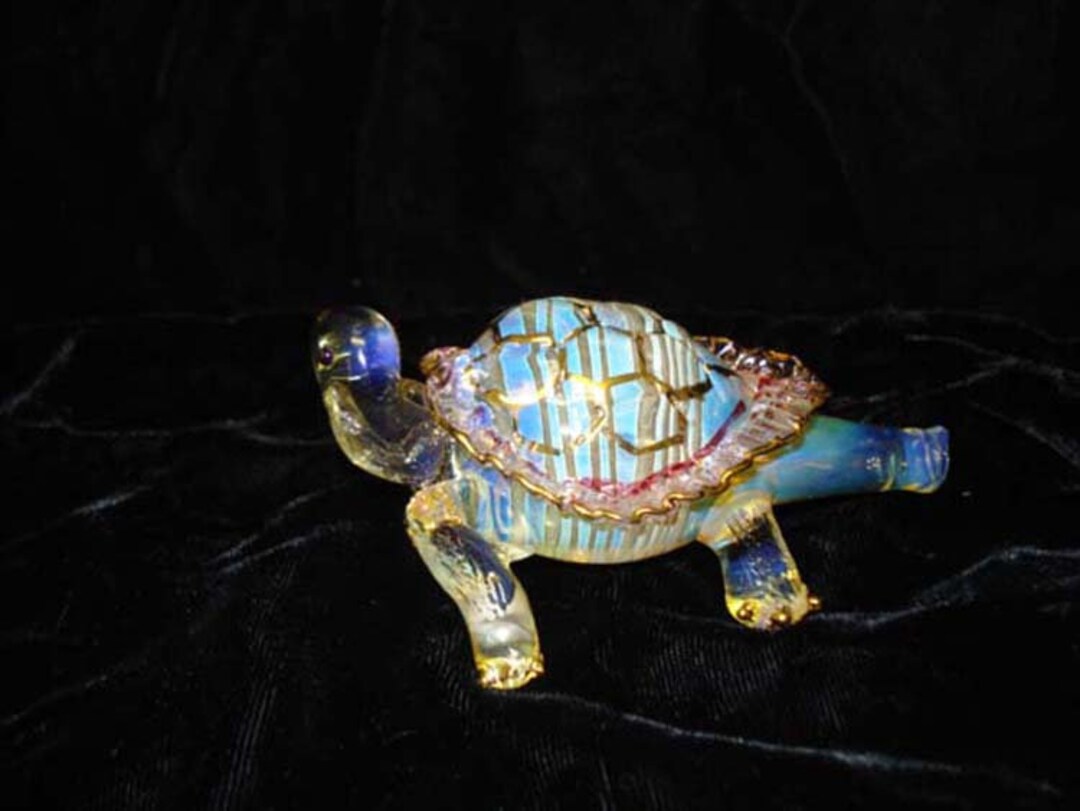Hand Blown Glass Turtle Pipe. - Etsy
