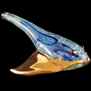 Hand blown glass stingray pipe.