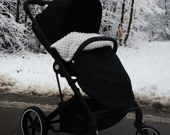 Waterproof warming stroller blanket