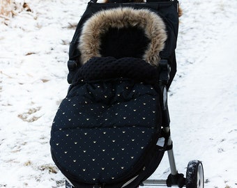 Waterproof stroller sleeping bag with fur / Stroller Footmuff