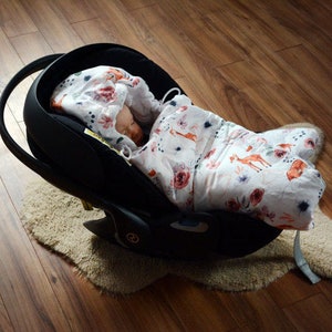 Muslin Car seat wrapper / Blanket / sleeping bag with hood for baby carrier image 1