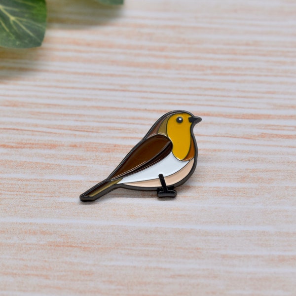 Garden Robin Bird Enamel Pin Badge