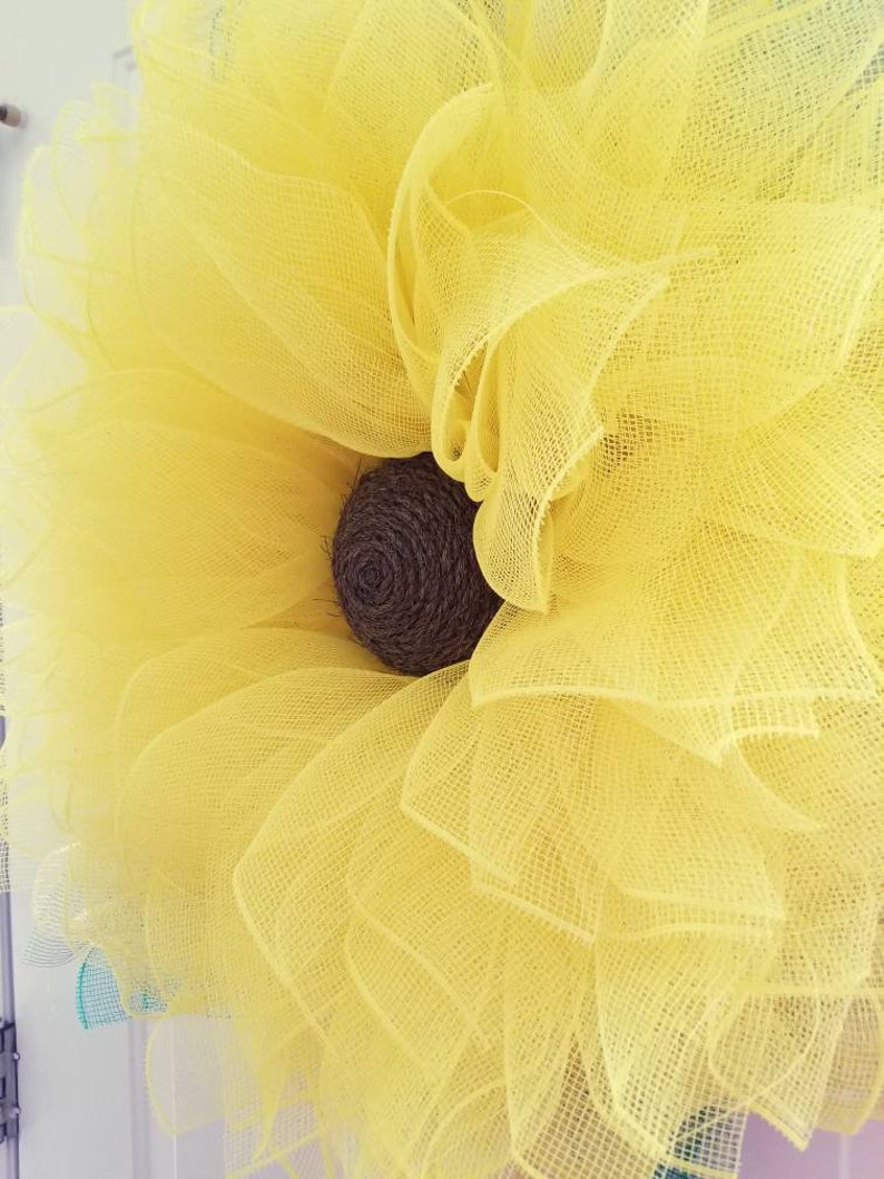 Sunflower wreath front door decor Springtime wreath curb appeal summer decoration fireplace mantle decoration closing gift housewarming gift