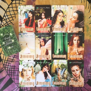 Oracle de la Fée Laura - jeu de 70 cartes de conseils pour tout domaine de vie notamment l'amour, le travail, la spiritualité, la créativité