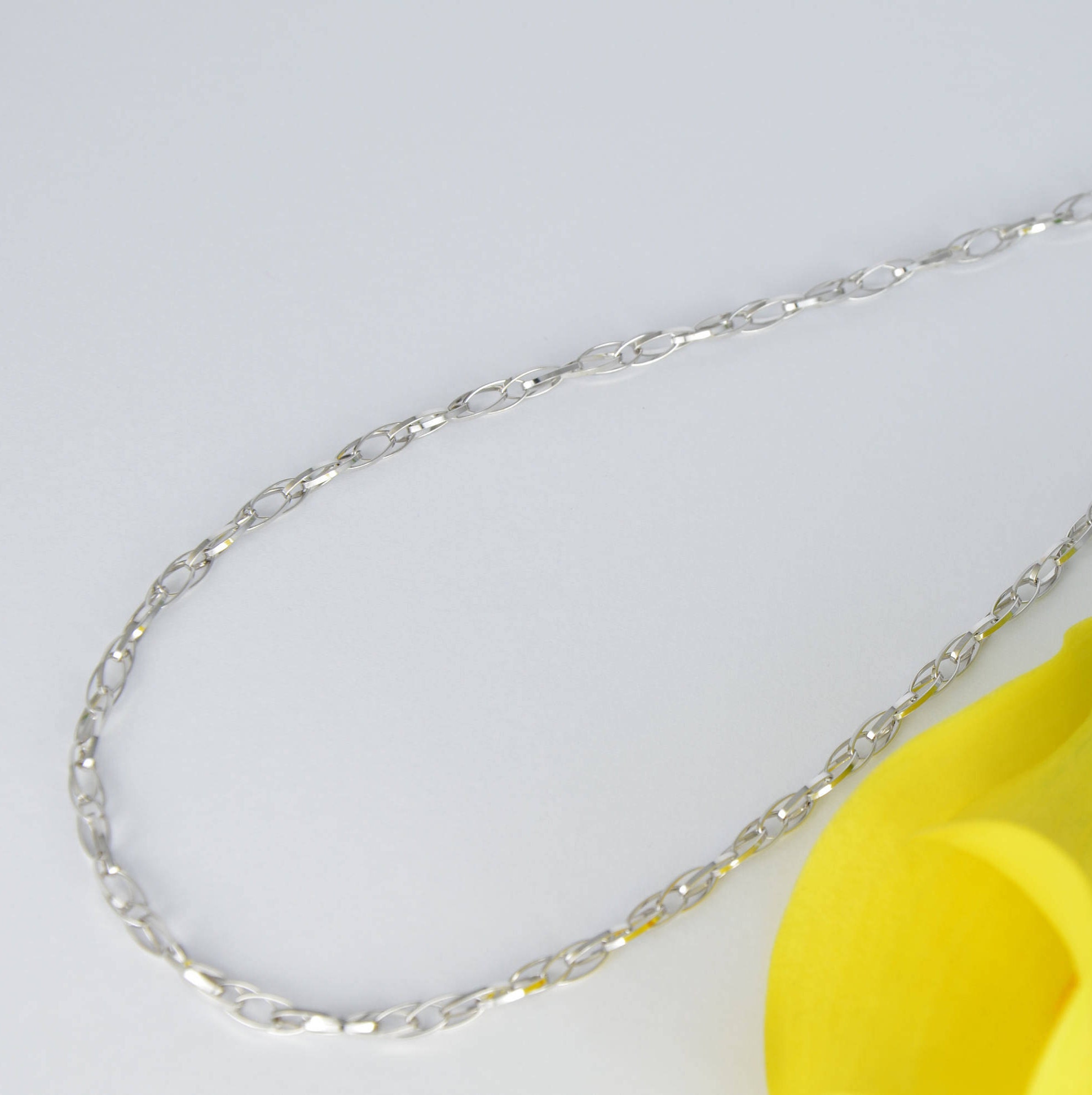 14k Gold Mother Necklace, White Gold Oval Necklace, Shiny Solid Gold