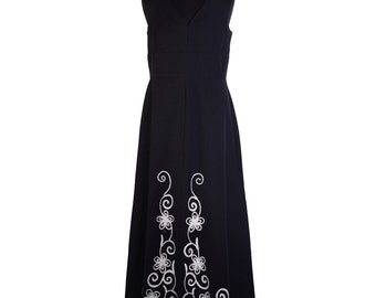 70s Vintage Black Embroidered Maxi Dress (EU 38)