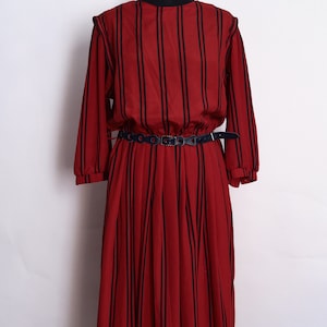 70s red light dress. Vintage striped midi light dress. 80s red and black belted summer dress.