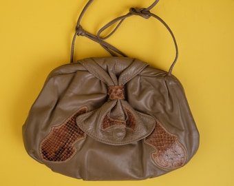 70s mini satchel handbag. Vintage navy mini evening bag from the 1970s. Size S