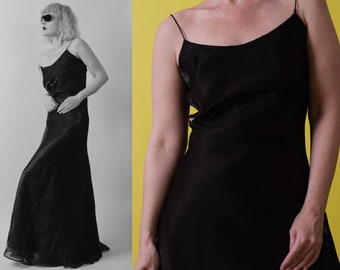 Y2K slip dress. Vintage strap occasion dress. 2000s slip dress in Kate Moss style. Elegant black slip dress.  Size:  XS