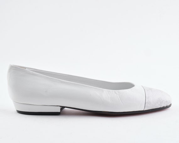 80s White Ballerinas Vinatge Classic Leather Ballet Flats. 