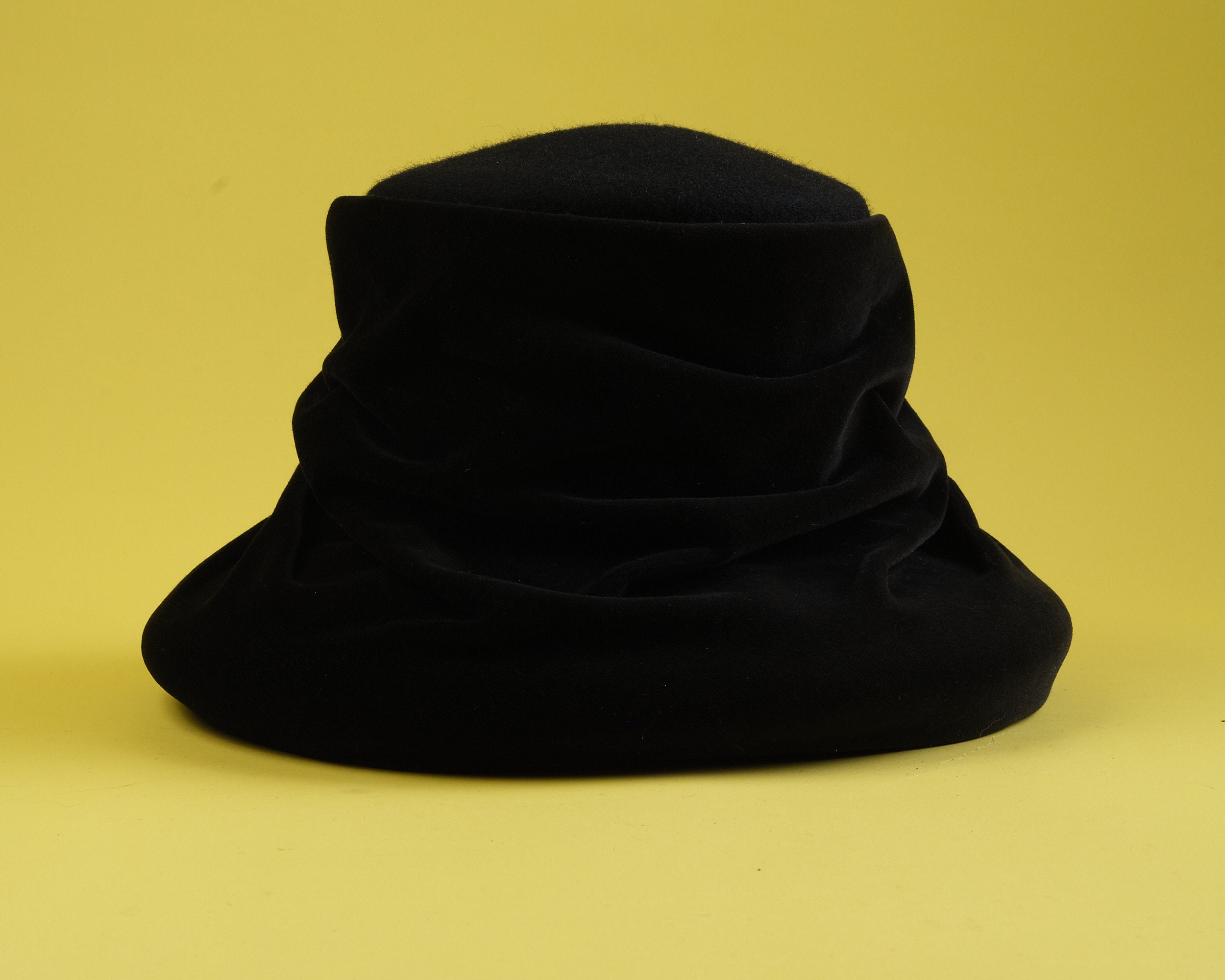 Peter Bettley Made in England Brown Wool Velvet Hat PETER BETTLEY London Chocolate Brown Straw Velvet Feather  main image 2