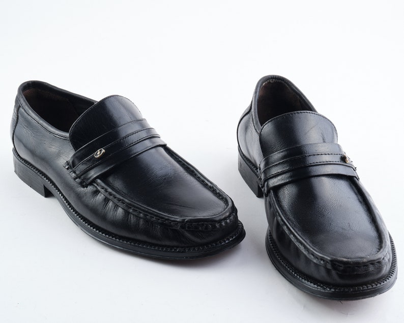 90s / 2000s Penny Loafers. Y2K Black Leather Loafers. Vintage - Etsy