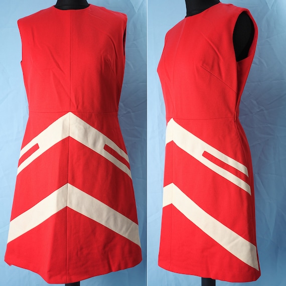 60s red dress from the space-age era. Vintage 60s