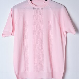 pastel pink knitted top, 70s boxy cut top, vinatge mod unisex pink short sleeve sweater,