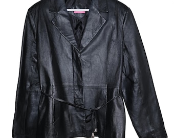 Blazer de cuero negro ajustado minimalista estilo vintage de opio Y2K.