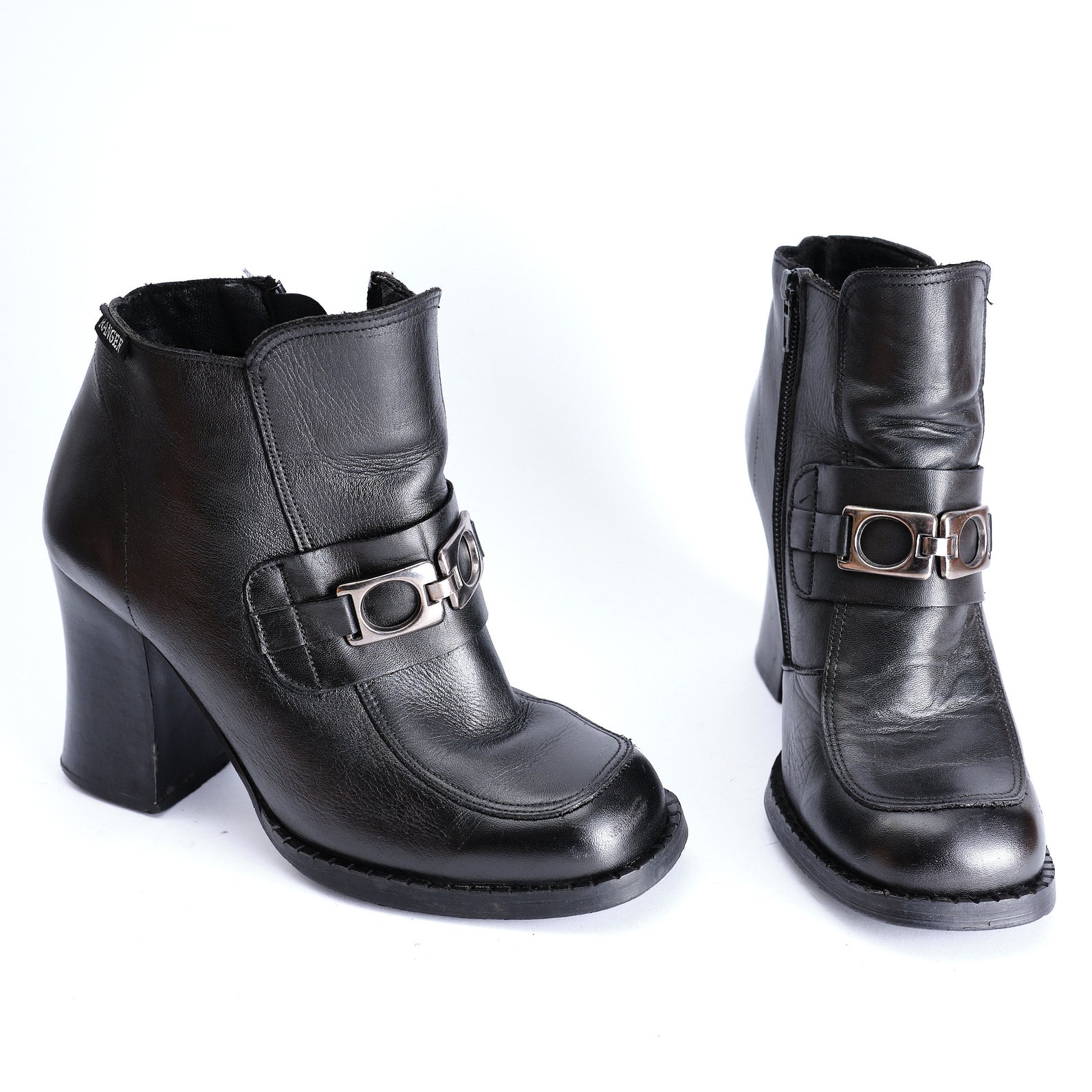 block toe boots