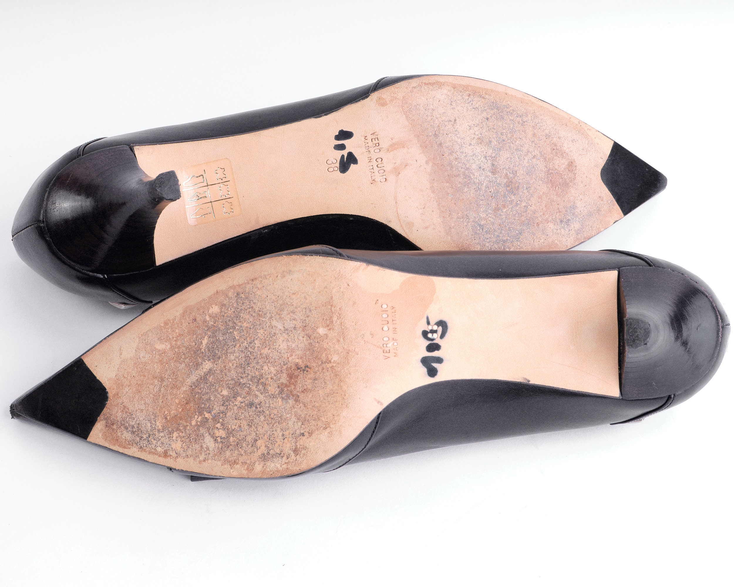 2000s Kurt Geiger Pointy Kitten Heels 