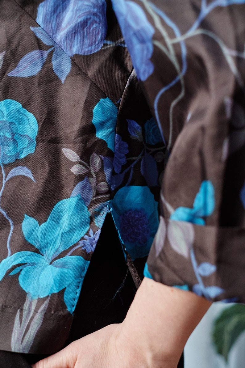 floral pattern Cocktail top silk blouse with flowers Silk black blouse 60s vintage blouse Silk top 60s retro top