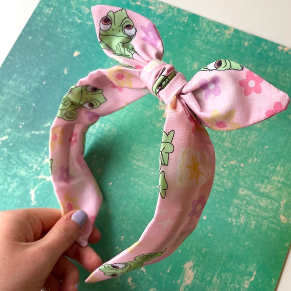 Hand made Rapunzel Tangled Pascal knotband headband