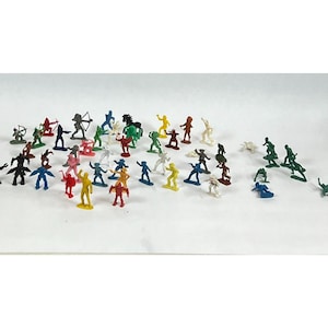 Vintage Mixed Action Figure Lot Cowboys, Army Men Toy Soldiers 30 Plastic Mini Figures Retro Military & Western Toy Bundle