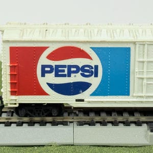 4-Piece O Gauge Pepsi® (2010s) Boxcar Dealer Pack at