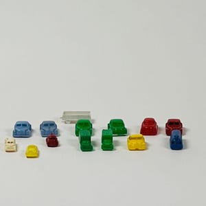 Vintage 1950 lot of 13 Plastic Toy Cars & Trucks  Multicolor Miniatures