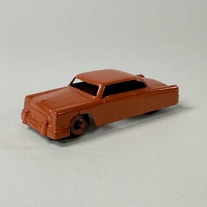 Vintage 1953 Lincoln Capri Goodee Orange 1:64 Diecast Car Classic Model