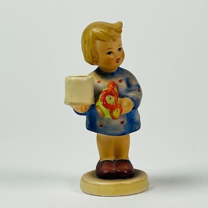 Hummel Goebel Figurine Girl With Mug & Flowers 3.5&quot; Germany
