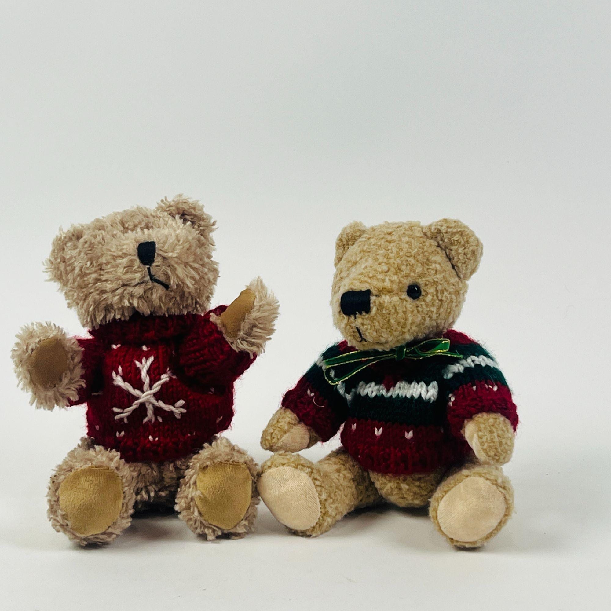 Vintage 2 Hugfun Teddy Bear 2000 Appx 6” Seating Bears W/red