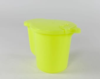 Vintage Tupperware 574 Pastel Yellow Creamer Flip Top Lid