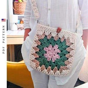 Tote Bag Crochet Pattern PDF – Flora Granny Square Shoulder Bag PDF – Adjustable Strap – Step-by-Step Video Tutorial