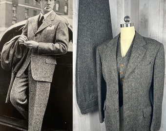 1930-40s Antique Black/Gray Tweed Suit  42"Chest 30"Waist