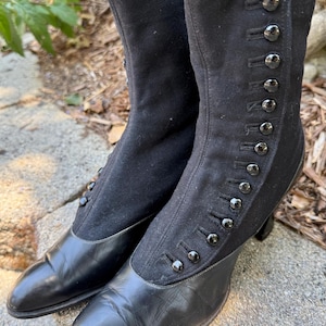 1900s Antique Victorian Edwardian Womens Button Boots Suede/Smooth Leather Vintage 10” Length *Refer to Measurements for Size