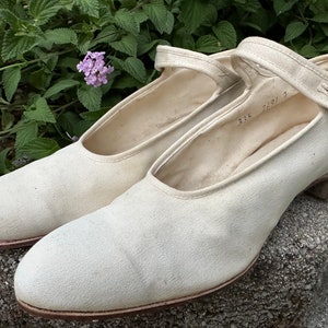 True Edwardian / Art Deco White Canvas Antique Shoes Vintage Mary Janes 9" Length