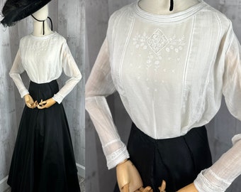1910s Victorian/Edwardian Antique Waist Shirt -  White Batiste Embroidered 1900s Blouse Small