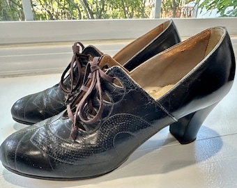 Zapatos antiguos de estilo eduardiano, Oxford de cuero negro con cordones, tacón de abuela, 9"/ Talla 5