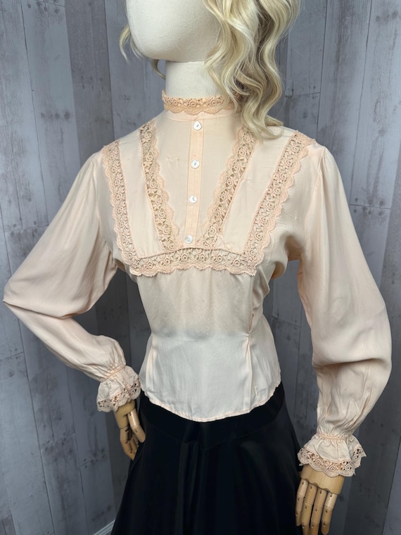 1900s Edwardian Waist Shirt Blouse W/lace Panels Antique 1900s Edwardian Waist Shirt Blouse W/lace Panels Antique