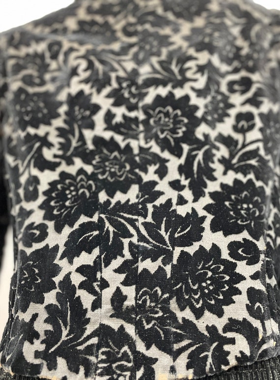 1890s True Victorian Antique Black Velvet Floral … - image 6