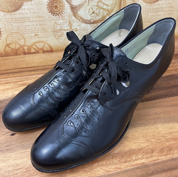 1930s NOS Antique Heels Shoes Black Leather Sole O