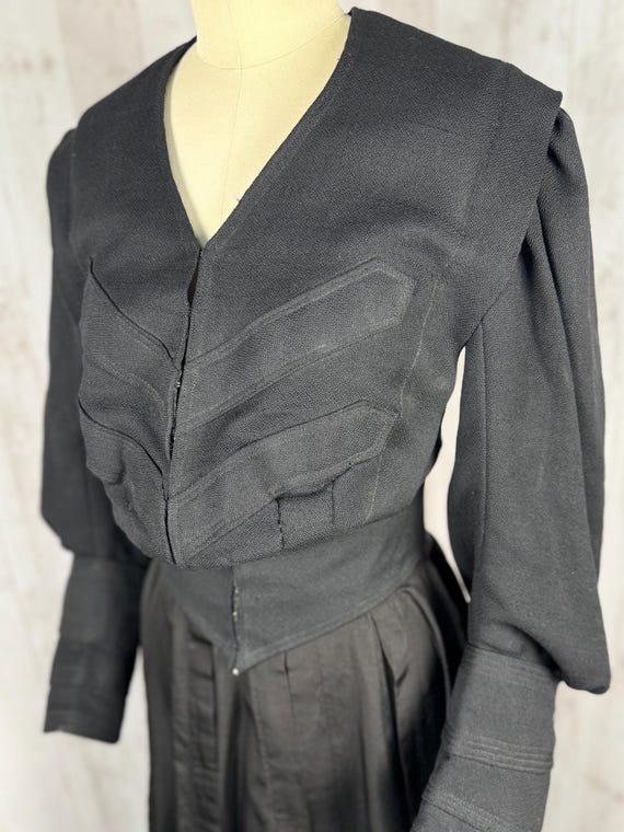 1800s Victorian Edwardian Inky Black Wool Pigeon … - image 2