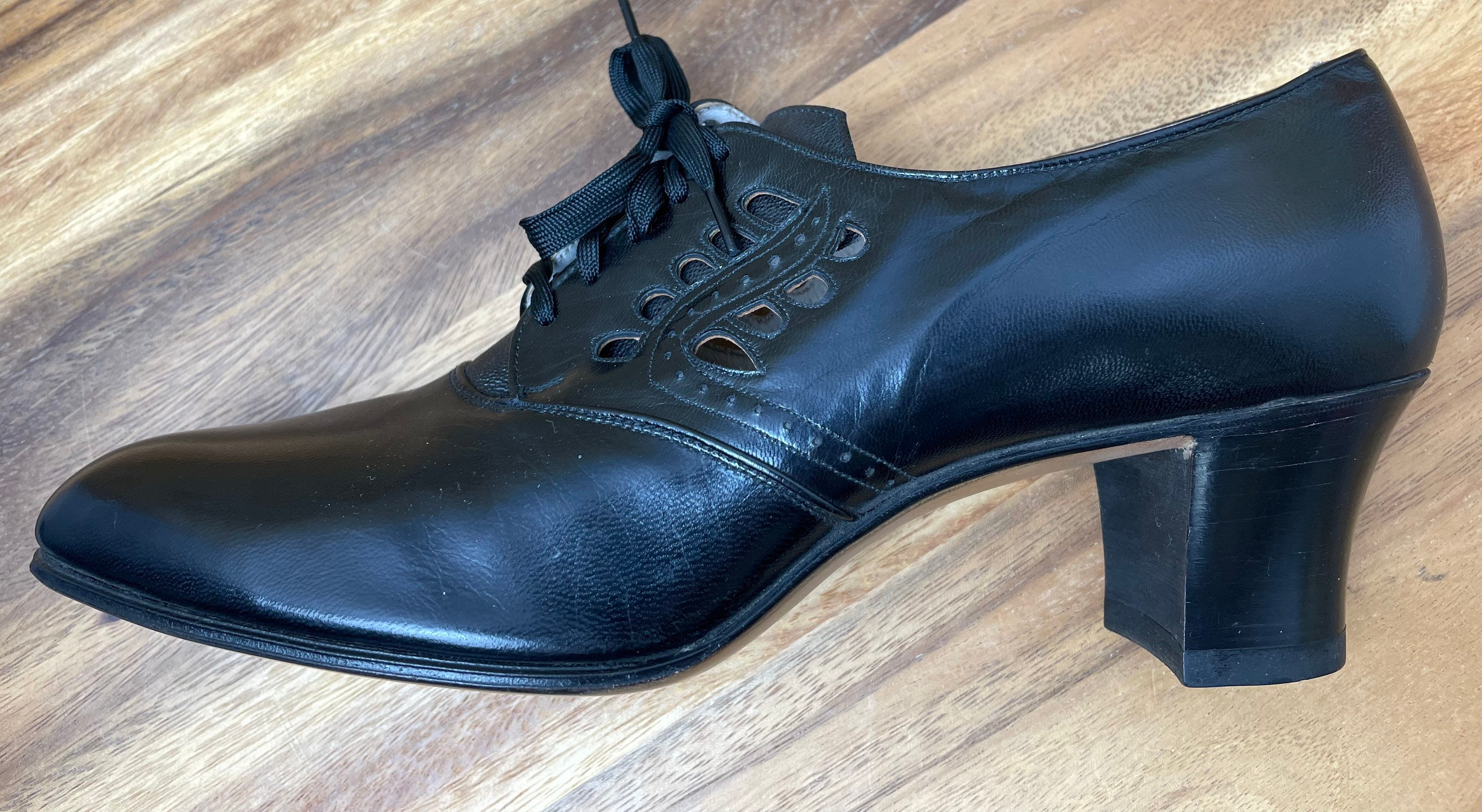 1930s NOS True Antique Heels Shoes Black Leather Oxford Granny Heels ...