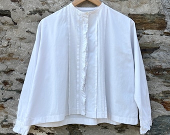 1900s Antique White Cotton Edwardian Blouse Hand Sewn Ruffle Shirt Size S-M