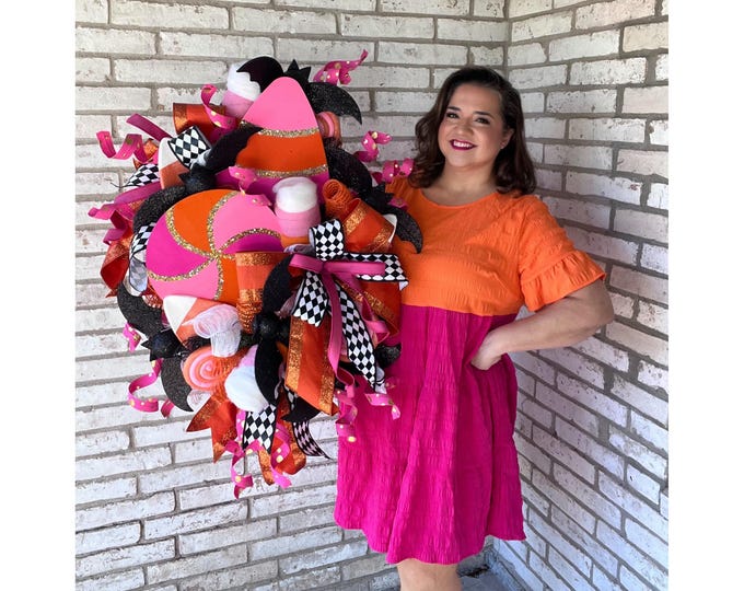 Pink and Orange Halloween Wreath for Front Door, Halloween Wreath and Door Decor, Outdoor Halloween Decorations, Halloween Candy Corn Wreath