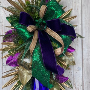 elegant mardi gras wreath