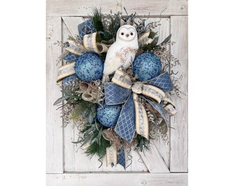Owl Christmas Wreath for Front Door, Winter Wonderland Wreath with Owl, Farmhouse Christmas Wreath, Rustic Glam Christmas Wreath
