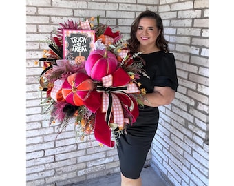 Halloween Wreath for Front Door, Classroom Halloween Wreaths and Door Decor, Outdoor Halloween Decorations, Pink Halloween Wreath
